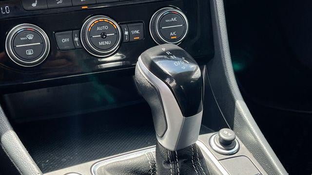 2023 Volkswagen Jetta SE