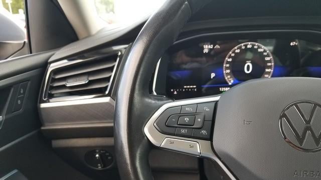 2023 Volkswagen Jetta SE