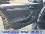 2024 Jetta Thumbnail 17