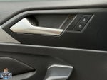 2023 Jetta Thumbnail 19