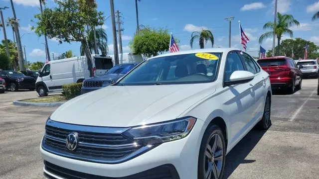 2024 Volkswagen Jetta SE