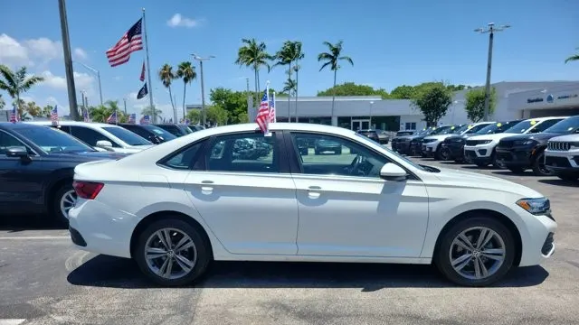 2024 Volkswagen Jetta SE