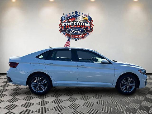 2022 Volkswagen Jetta - $19,498