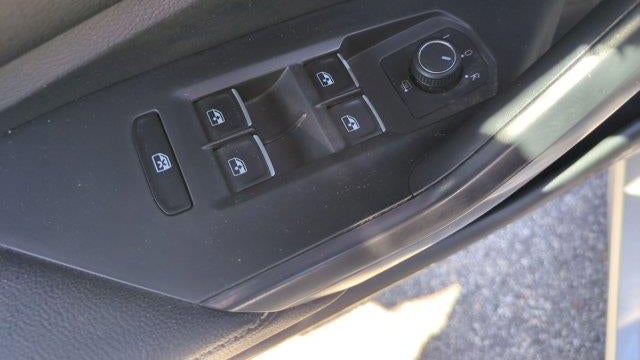 2023 Volkswagen Jetta SE