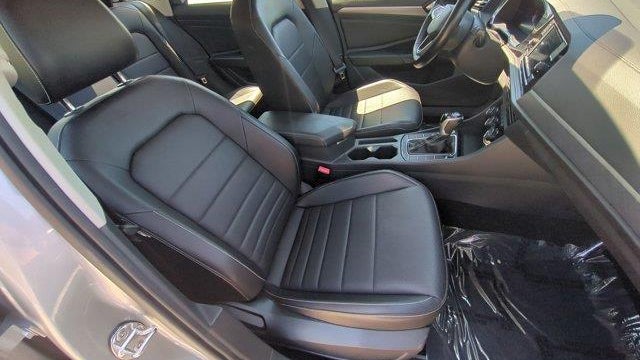 2023 Volkswagen Jetta SE