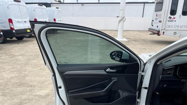 2023 Volkswagen Jetta SE