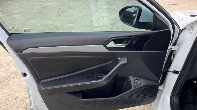 2023 Volkswagen Jetta SE