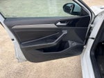 2023 Jetta Thumbnail 20