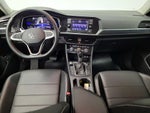 2024 Jetta Thumbnail 9