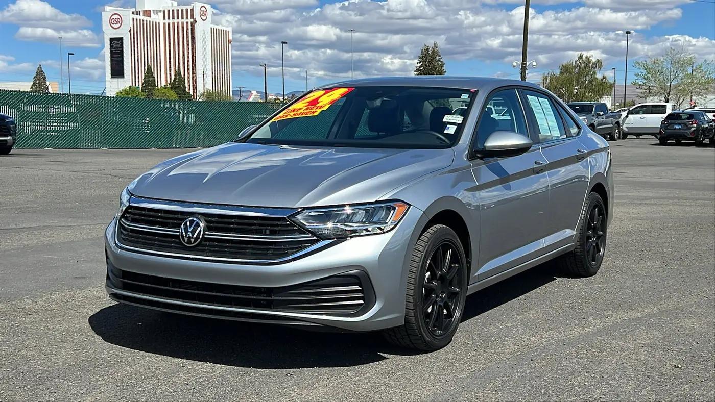 Preowned 2024 Volkswagen Jetta SE for Sale