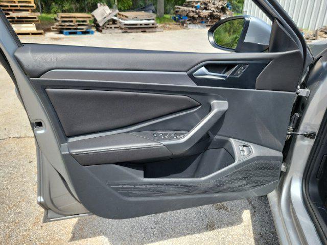 2023 Volkswagen Jetta - $19,832