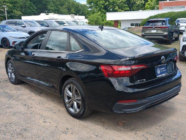 2024 Volkswagen Jetta - $18,300