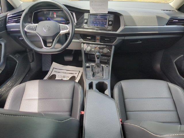 2024 Volkswagen Jetta - $18,300