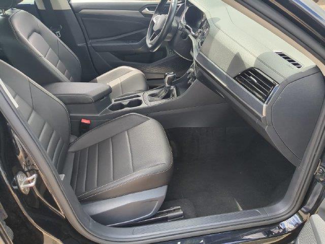 2024 Volkswagen Jetta - $18,300