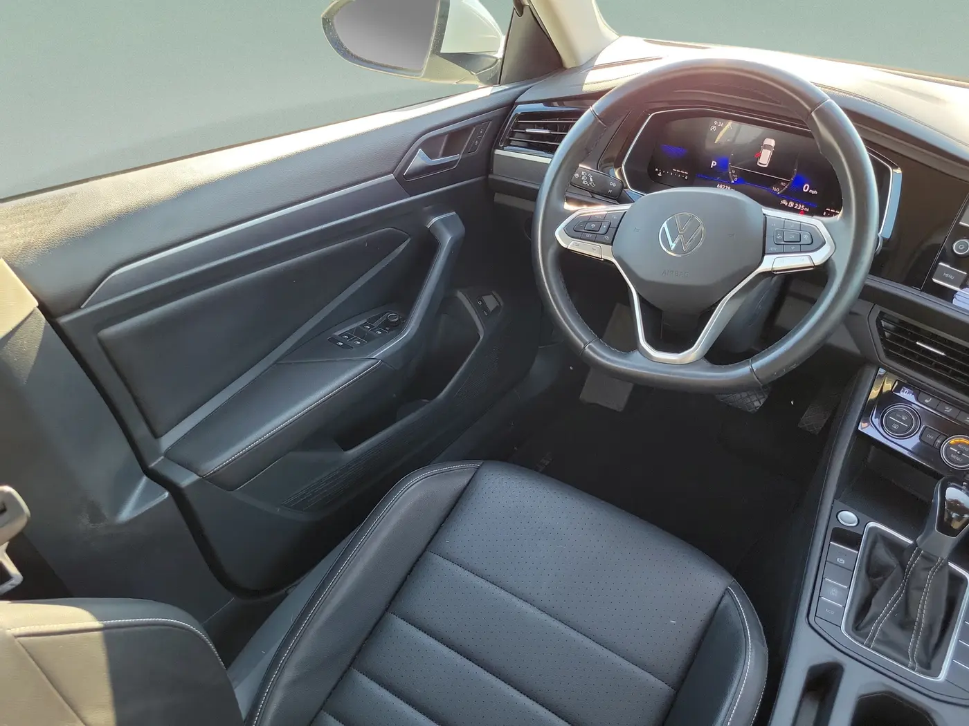 2023 Volkswagen Jetta - $16,500