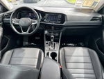2024 Jetta Thumbnail 10