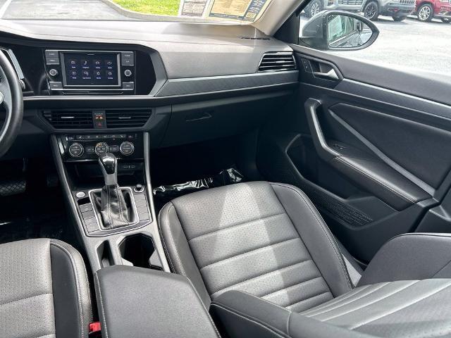 2024 Volkswagen Jetta - $14,897