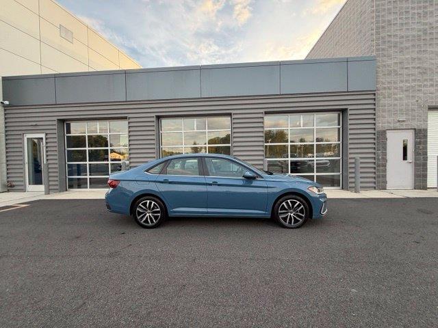 2025 Volkswagen Jetta - $17,100