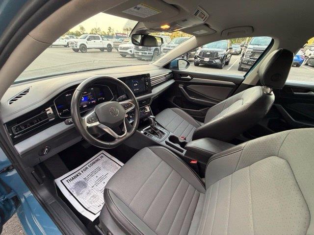 2025 Volkswagen Jetta - $17,100