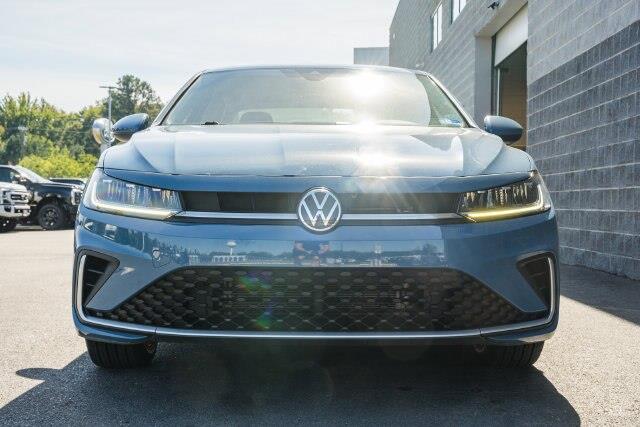 2025 Volkswagen Jetta - $17,400