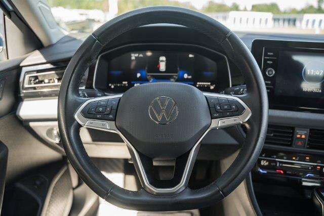 2025 Volkswagen Jetta - $17,400