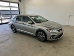 2025 Jetta Thumbnail 5