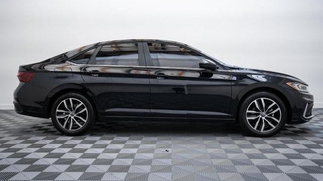 2025 Volkswagen Jetta SE