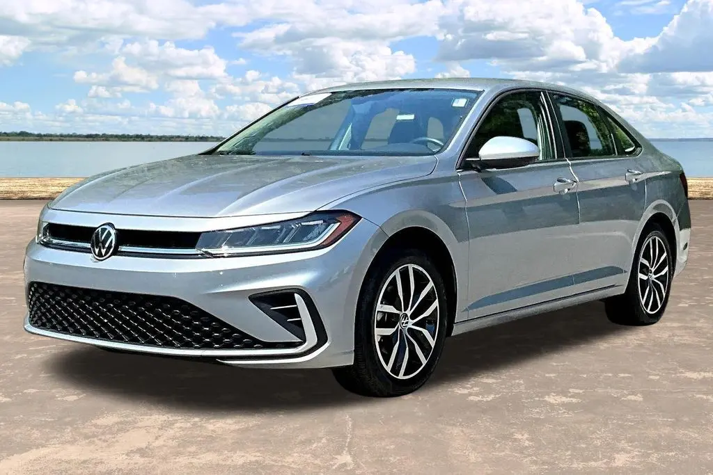 2025 Volkswagen Jetta - $19,500