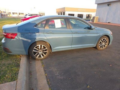 2025 Volkswagen Jetta SE 4DR Sedan