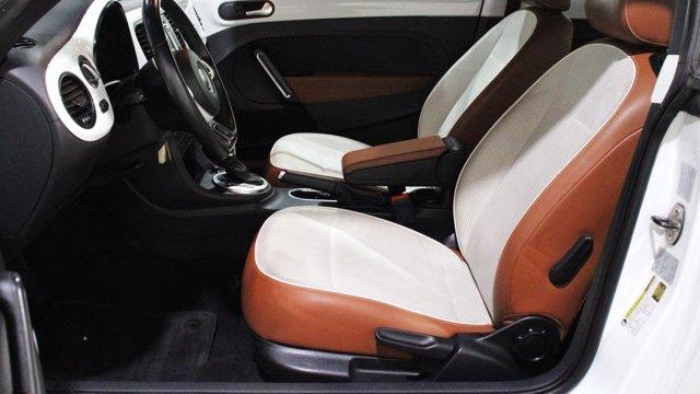 2015 Volkswagen Beetle 1.8T Classic PZEV