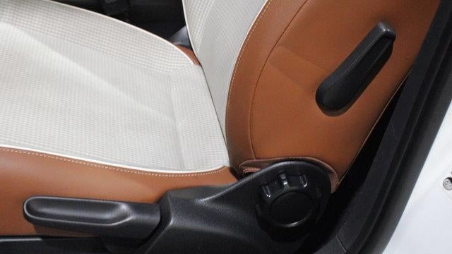 2015 Volkswagen Beetle 1.8T Classic PZEV