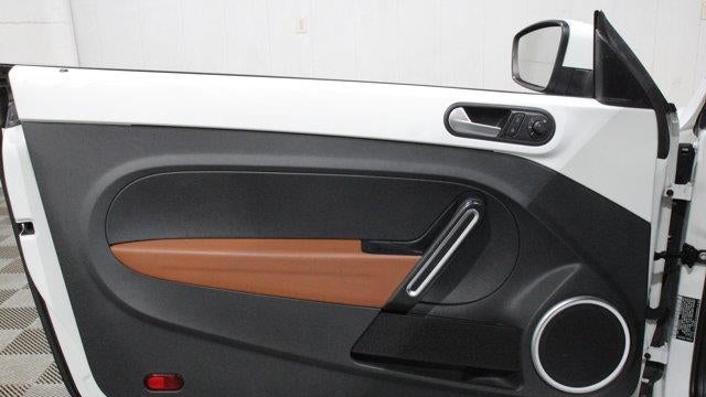2015 Volkswagen Beetle 1.8T Classic PZEV