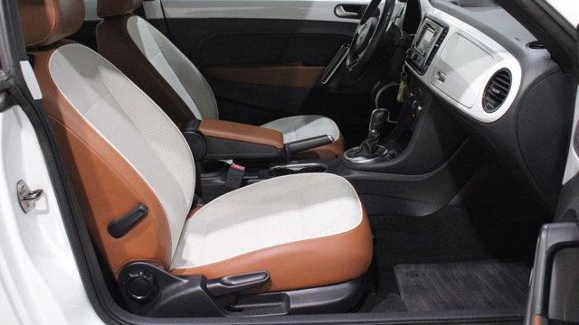 2015 Volkswagen Beetle 1.8T Classic PZEV