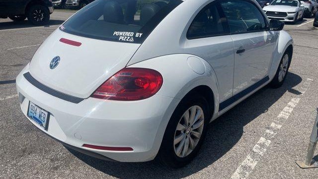 2015 Volkswagen Beetle 1.8T Classic PZEV