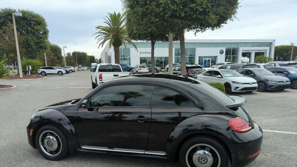2018 Volkswagen Beetle 2.0T Coast