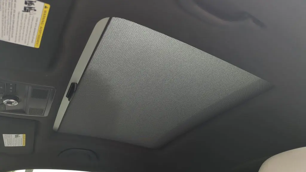 2018 Volkswagen Beetle 2.0T Coast