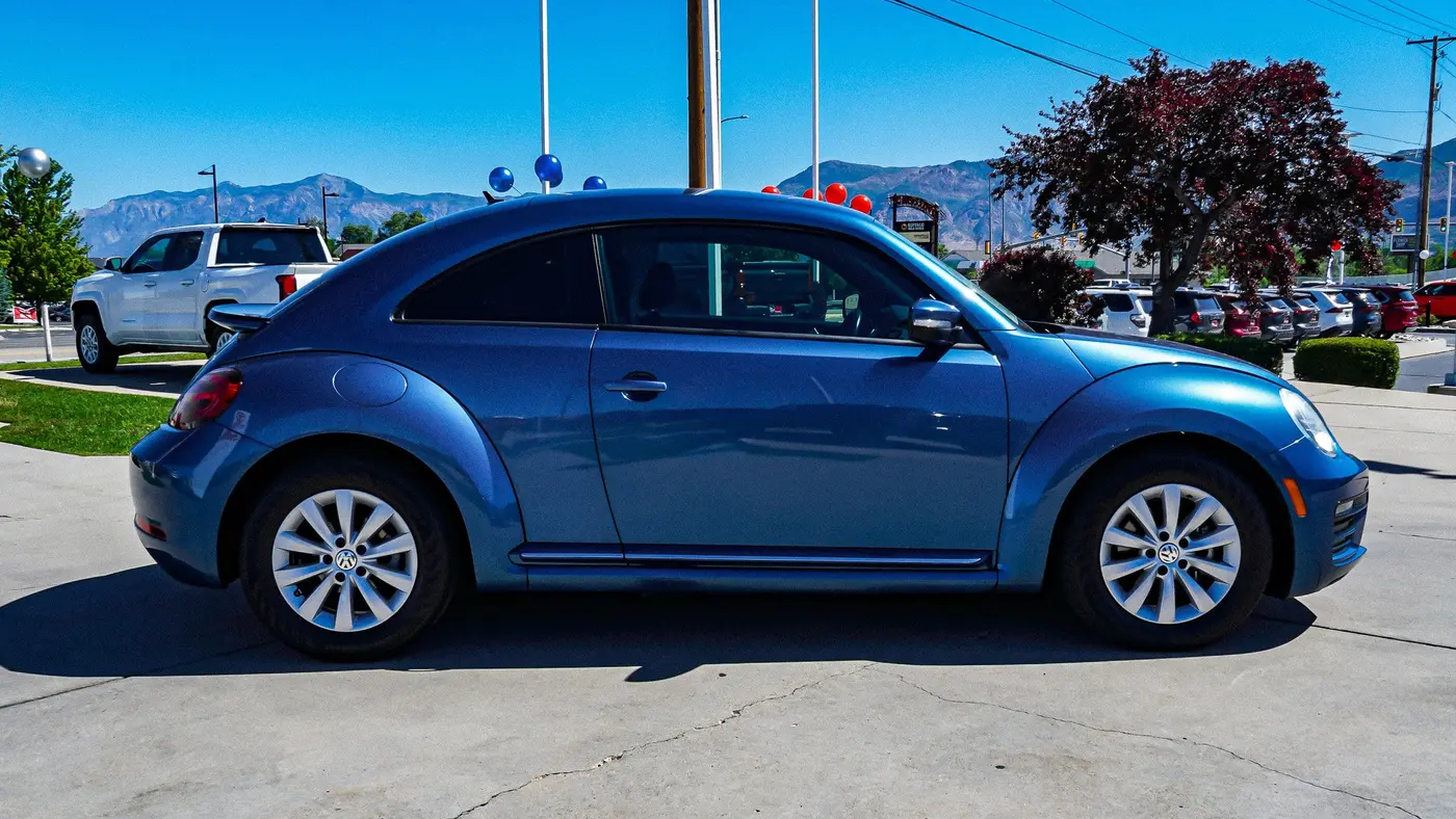 2019 Volkswagen Beetle 2.0T S
