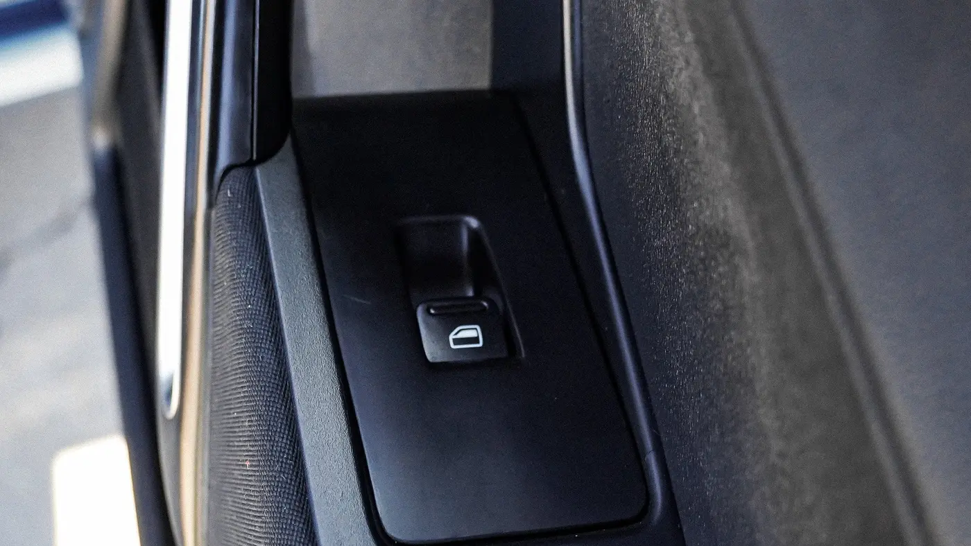 2019 Volkswagen Beetle 2.0T S