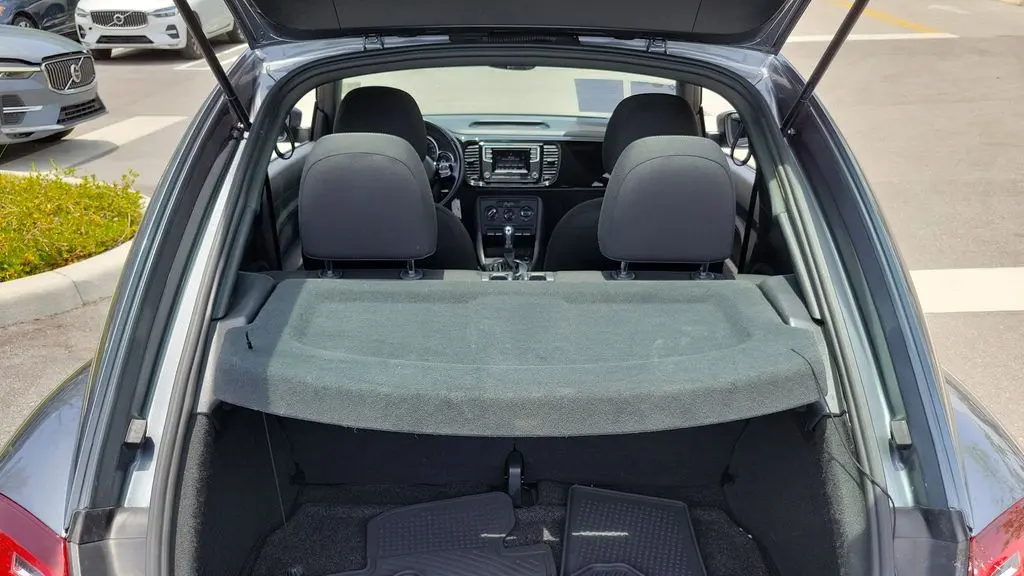 2019 Volkswagen Beetle 2.0T S