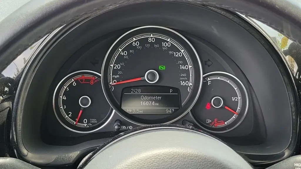 2019 Volkswagen Beetle 2.0T S