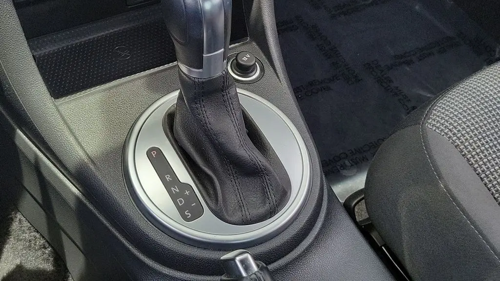 2019 Volkswagen Beetle 2.0T S