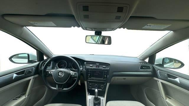 2018 Volkswagen Golf TSI S