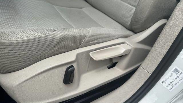 2018 Volkswagen Golf TSI S