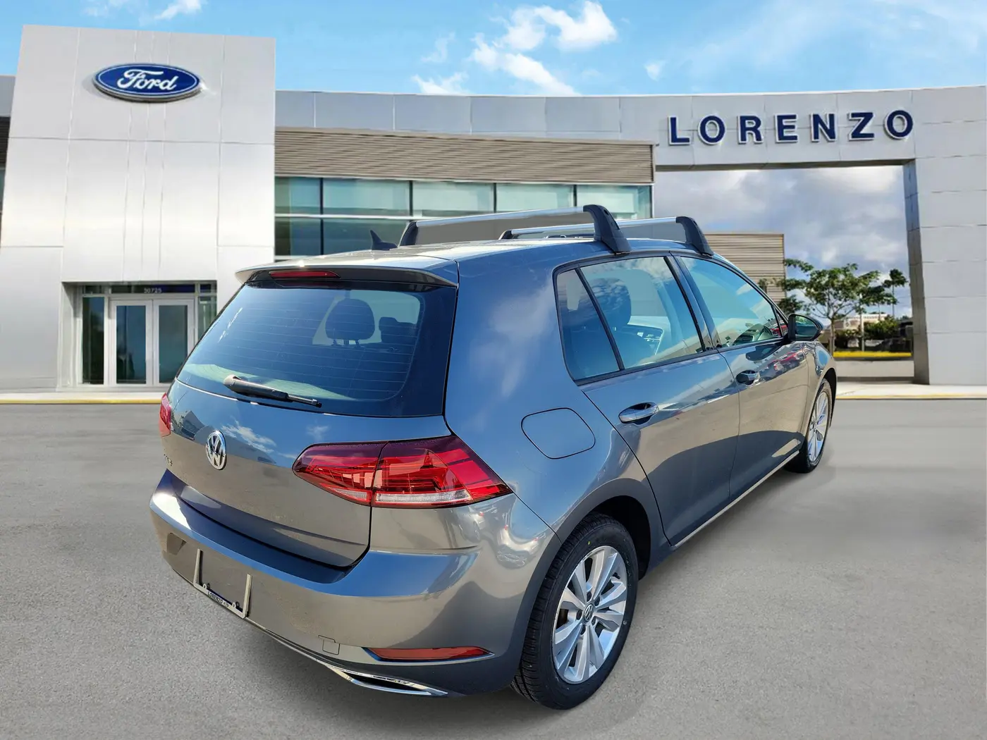 2020 Volkswagen Golf - $14,990