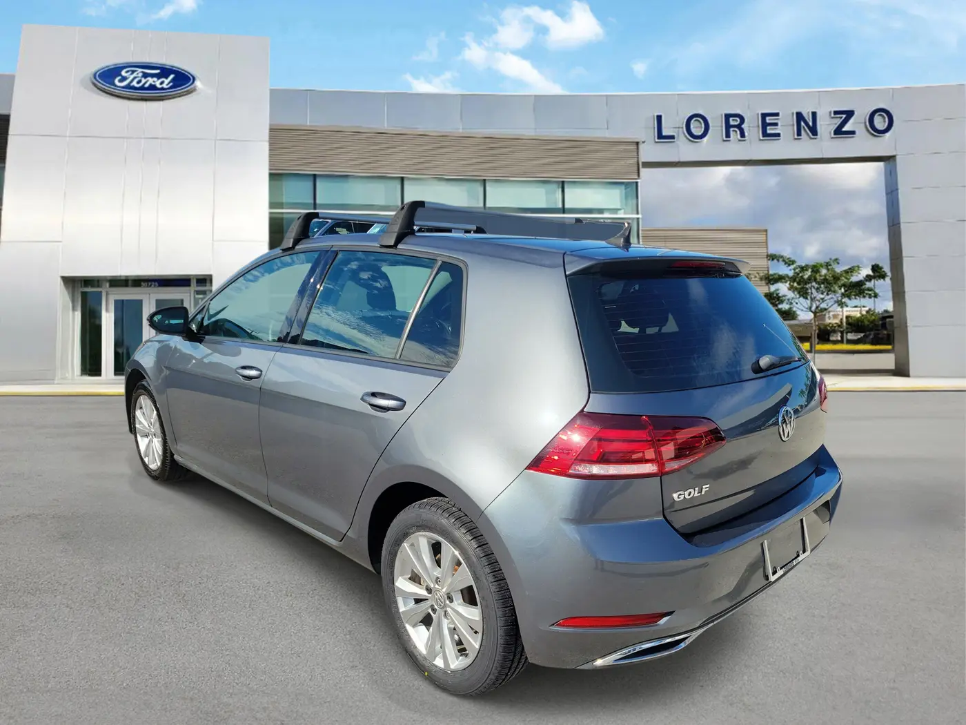 2020 Volkswagen Golf - $14,990