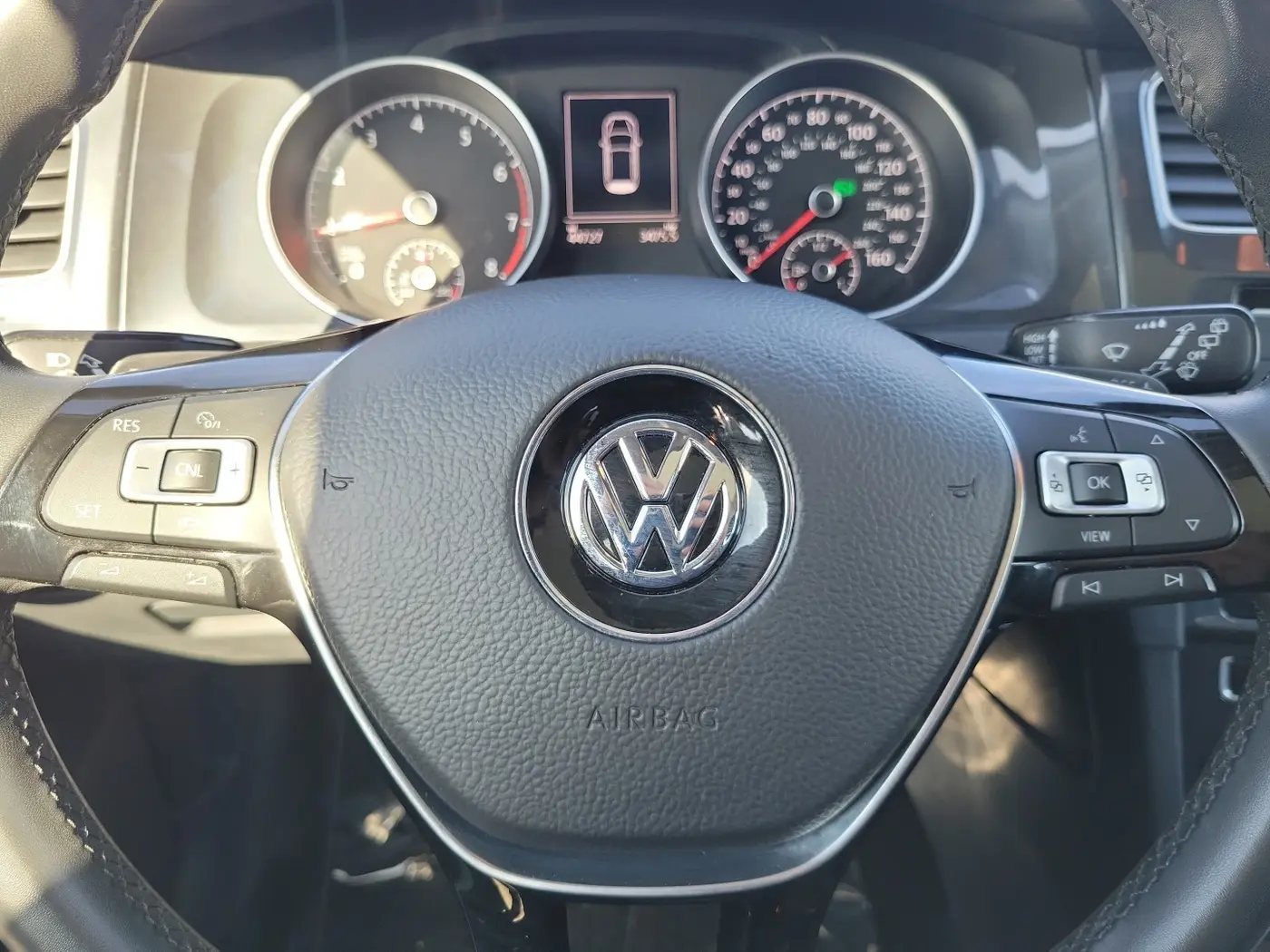 2020 Volkswagen Golf - $14,990