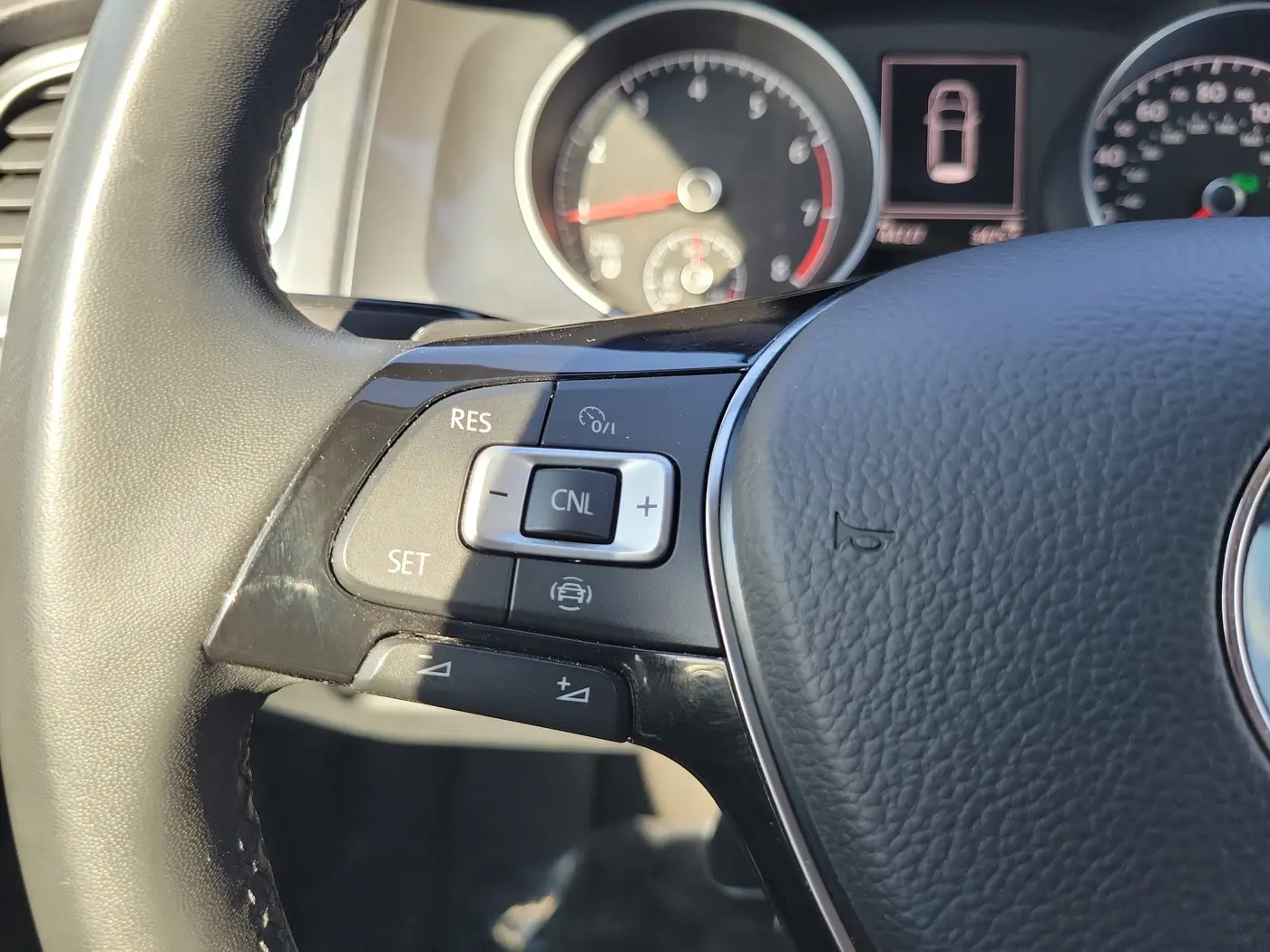 2020 Volkswagen Golf - $14,990