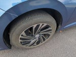 2019 Jetta Thumbnail 17
