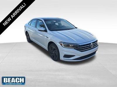 2019 Volkswagen Jetta SEL Premium 4DR Sedan W/CWP