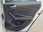 2020 Jetta Thumbnail 12